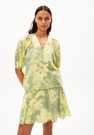 ARMEDANGELS ISILDAA BLOMMAA Blouse Loose Fit made of Organic Cotton Světle | XTWAH5078